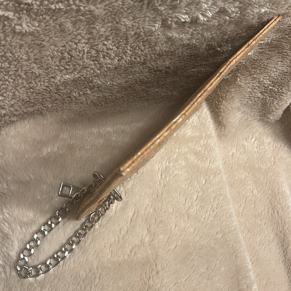 SONDRA ROBERTS Desquared Wristlet - Picture 6 of 13